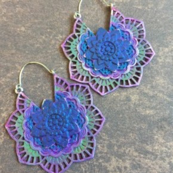 purple lotus flower earrings tibetan tribal vibe - Picture 3 of 8